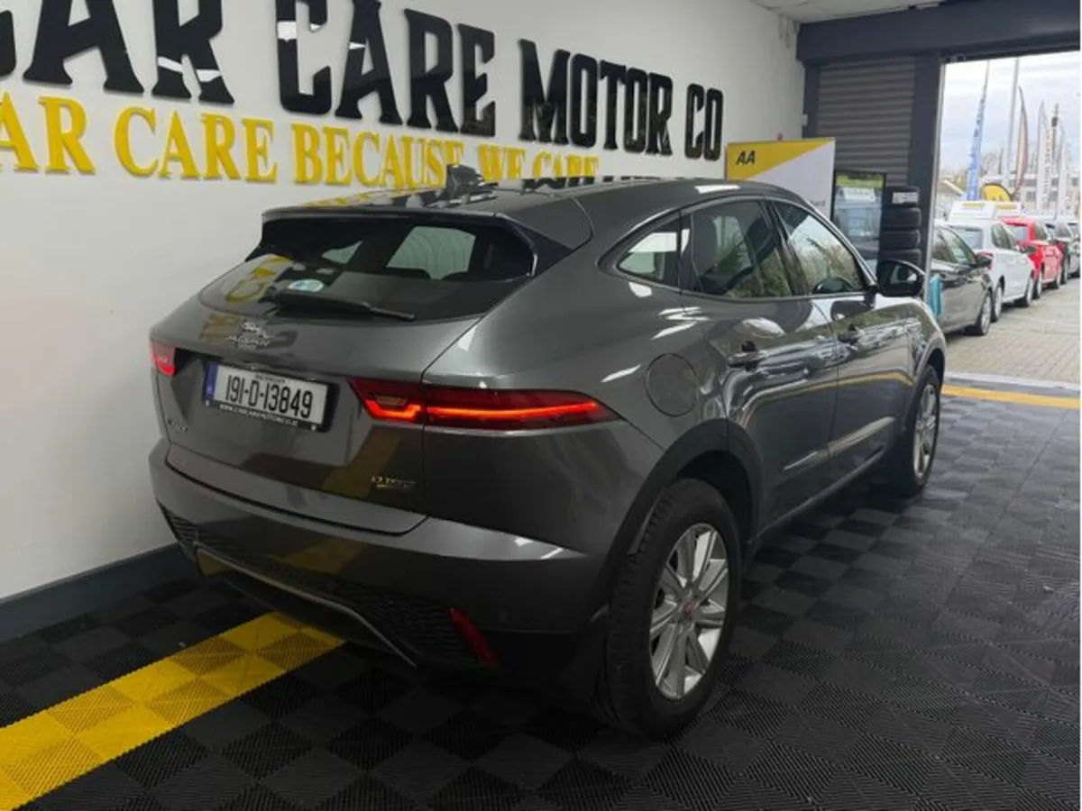 Jaguar E-Pace 19MY 2.0 D150PS AWD S Auto 5DR - Image 4