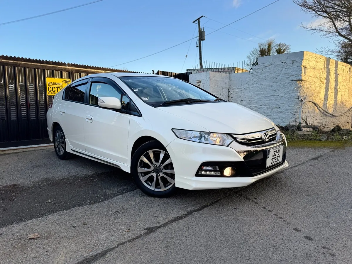 2013 HONDA INSIGHT. AUTO 1.5L MUST SEE. NEW NCT. - Image 3