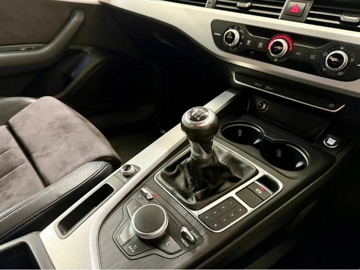 Audi A4 2.0 TDI 150 SE ULTRA 4DR - Image 4