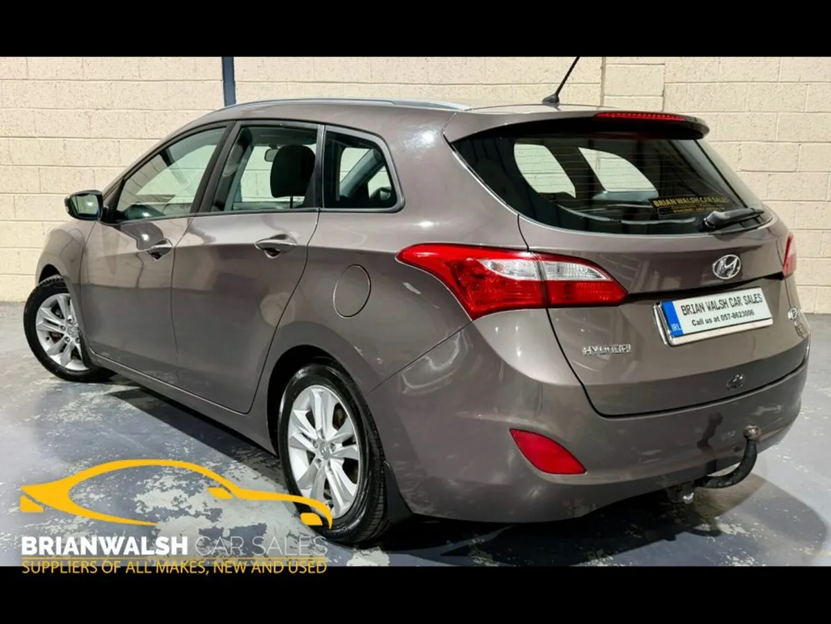 Hyundai i30 CROSSWAGON ELITE PLUS 4DR - Image 3