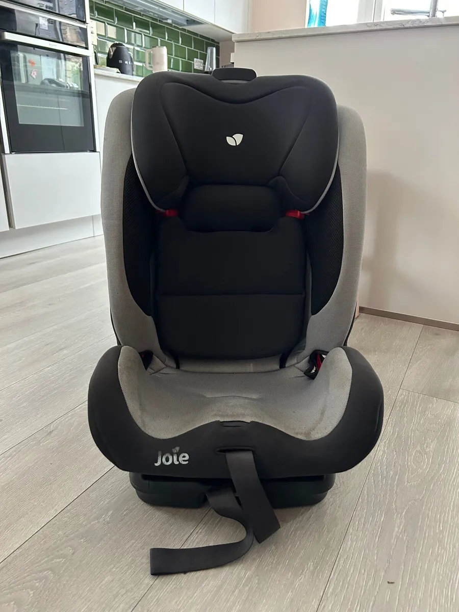 Joie car seat - Image 1