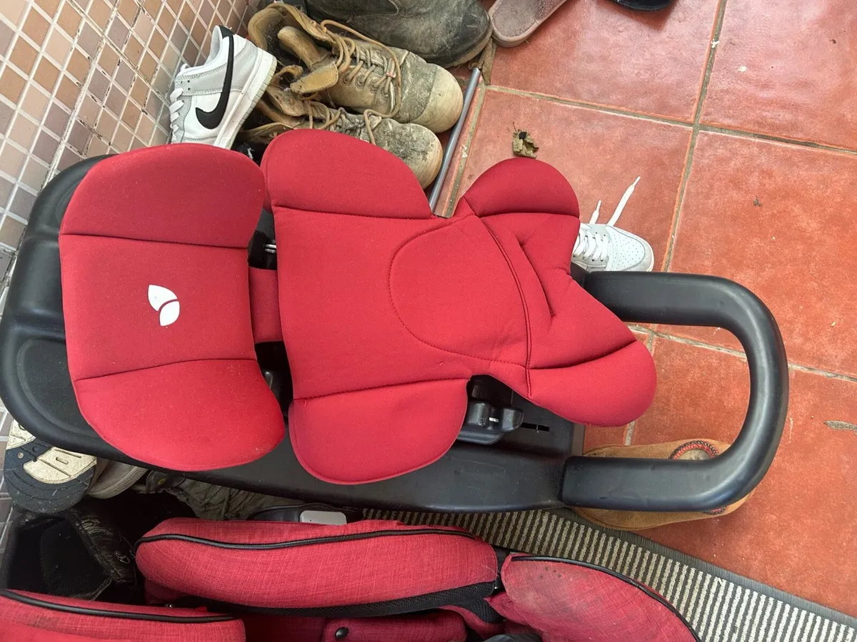 Joie Car seat - Image 2