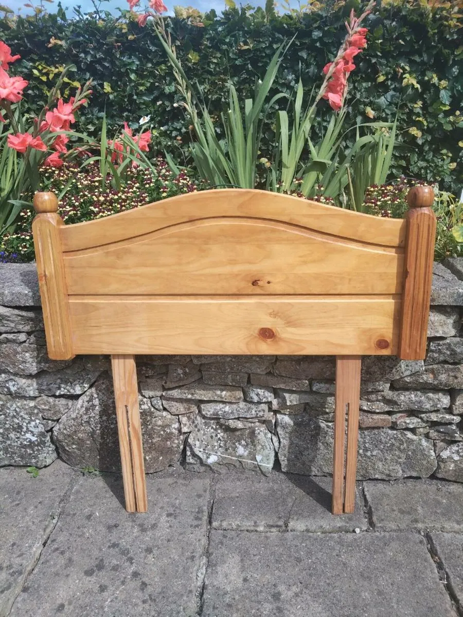 4 Headboards - Image 1