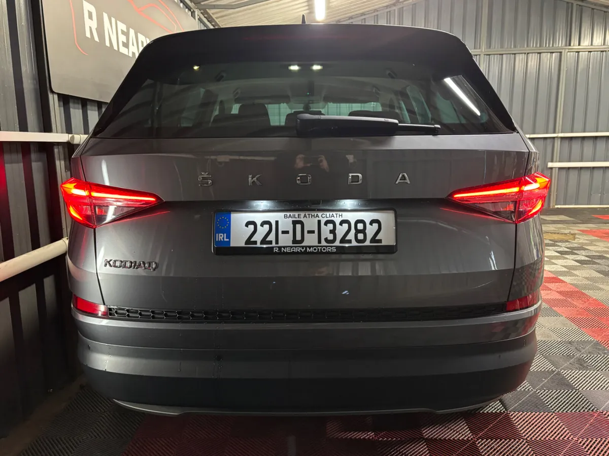 2022 Skoda Kodiaq 2.0 TDI 150HP DSG Ambition 7 Sea - Image 2