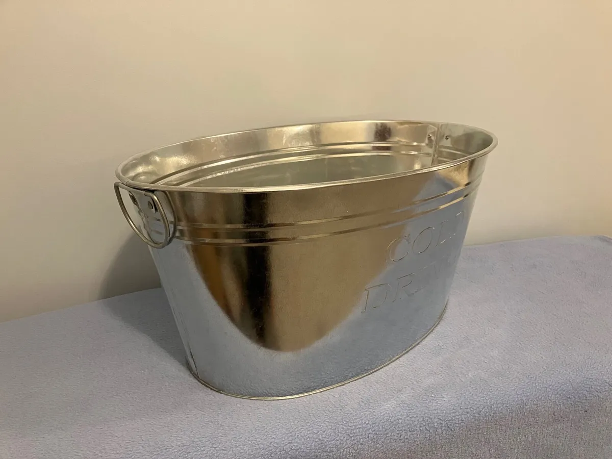 Large Metal Wine / Beer Cooler - €12 - Image 3