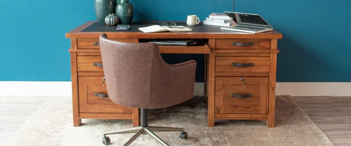 Stunning Partner Classic Desk - Image 2