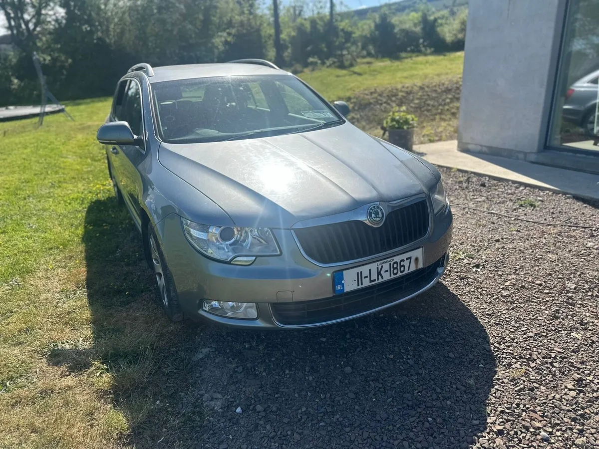 Skoda superb estate - Image 4