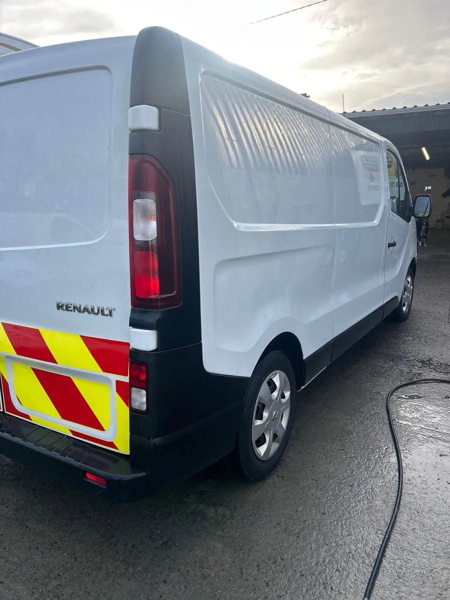 Renault trafic - Image 2