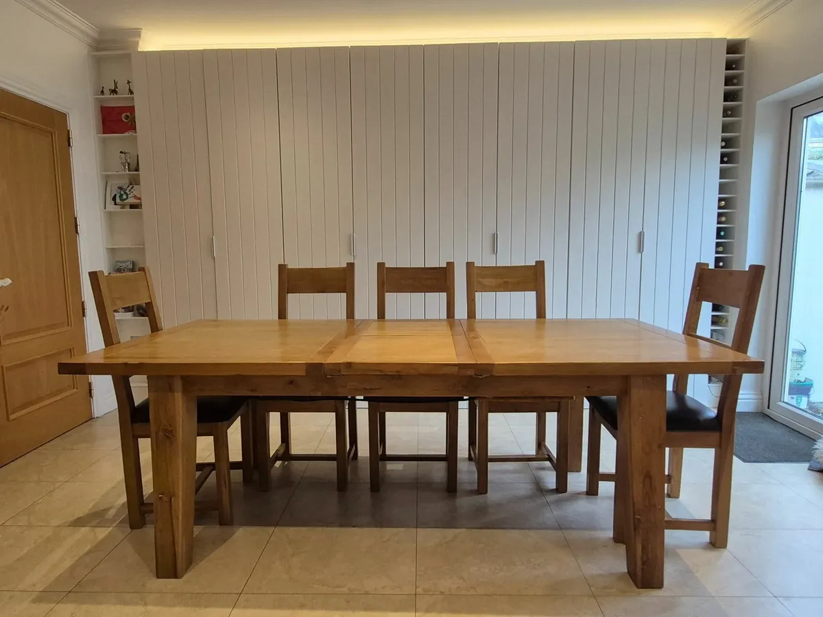Dining table - Image 3