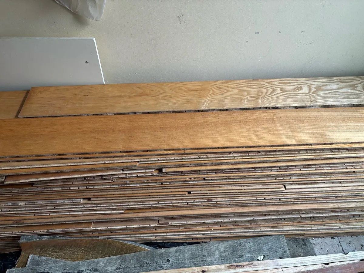 Semi-Solid/Engineered Wooden Floor - Image 3