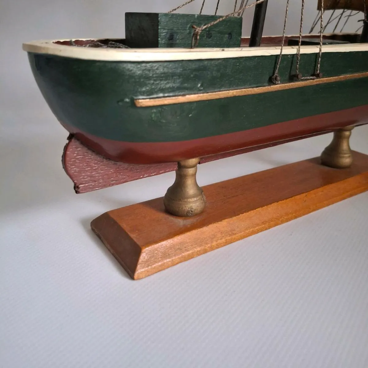 Handmade Boat Display - Image 4
