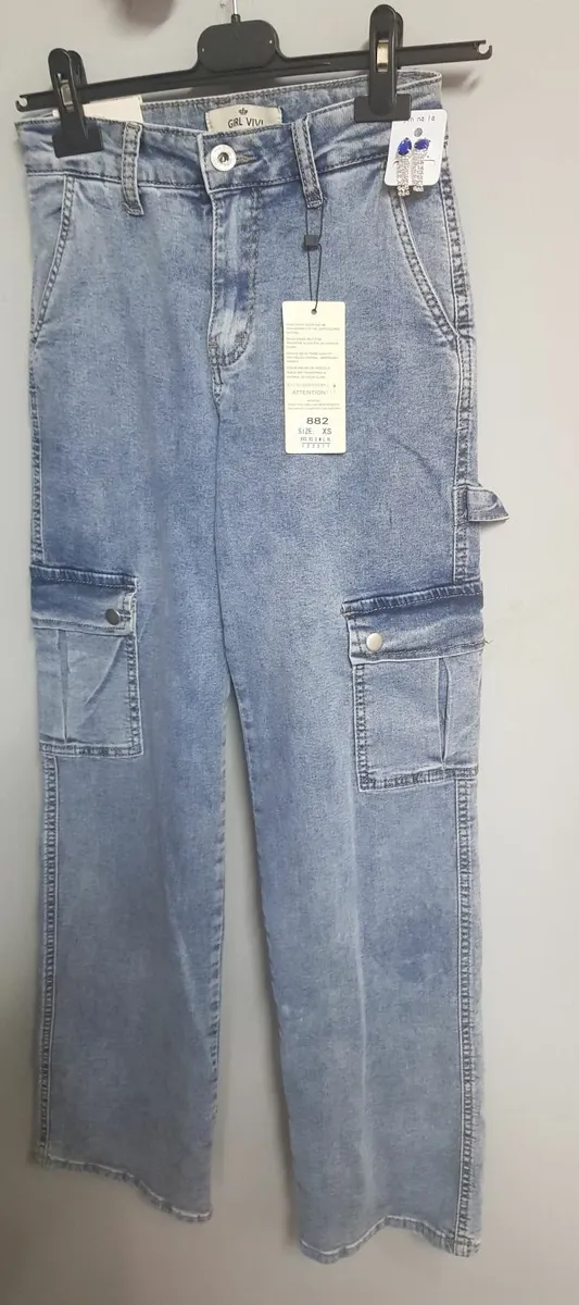 Girls sz 8 jeans bag earrings...10e - Image 1