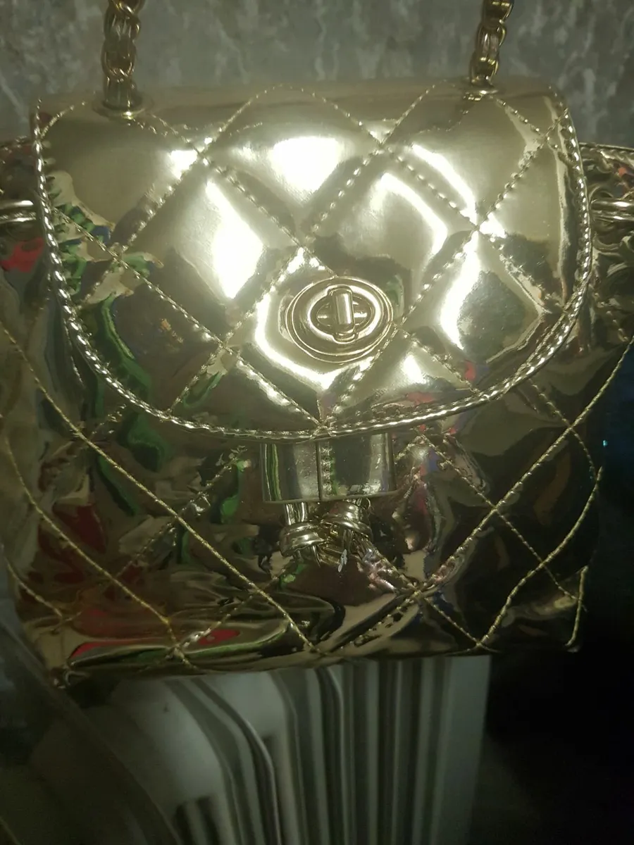 Girls sz 8 jeans bag earrings...10e - Image 2