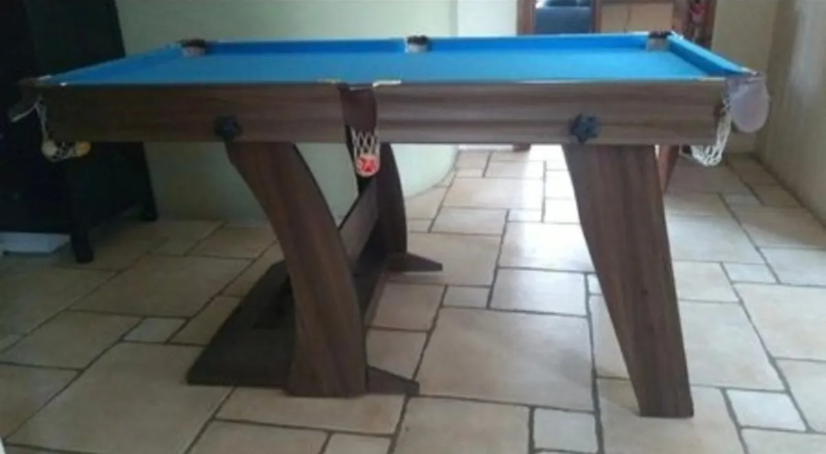 Pool table - Image 2