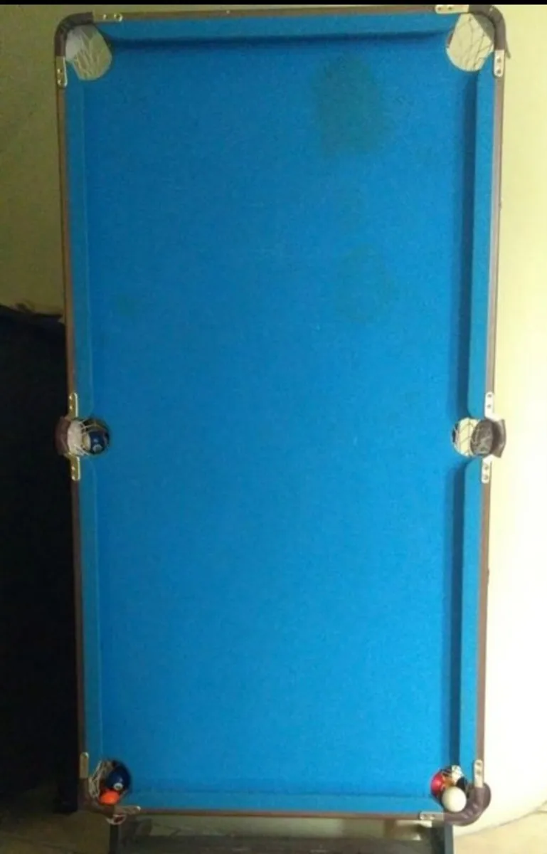 Pool table - Image 4