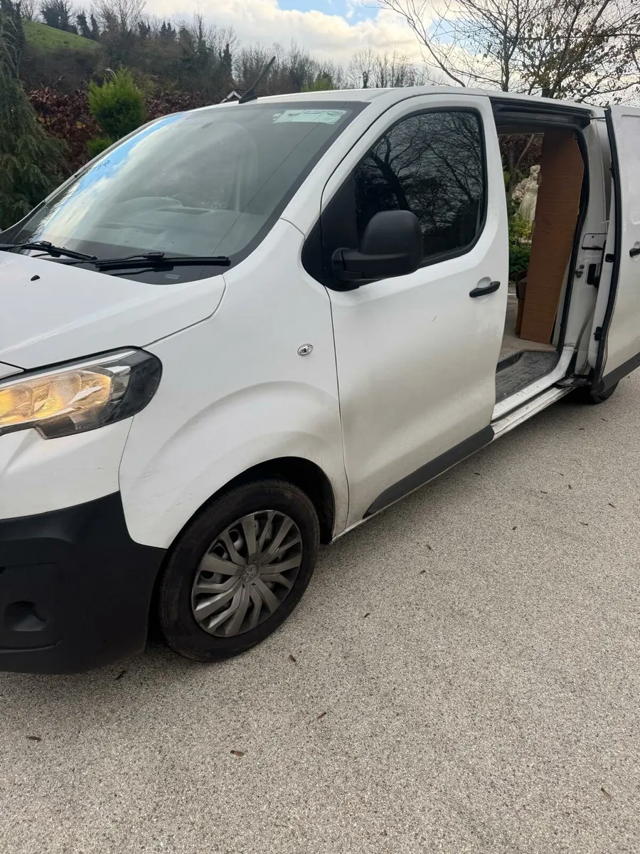 2018 Peugeot Expert MPV Diesel - Image 2