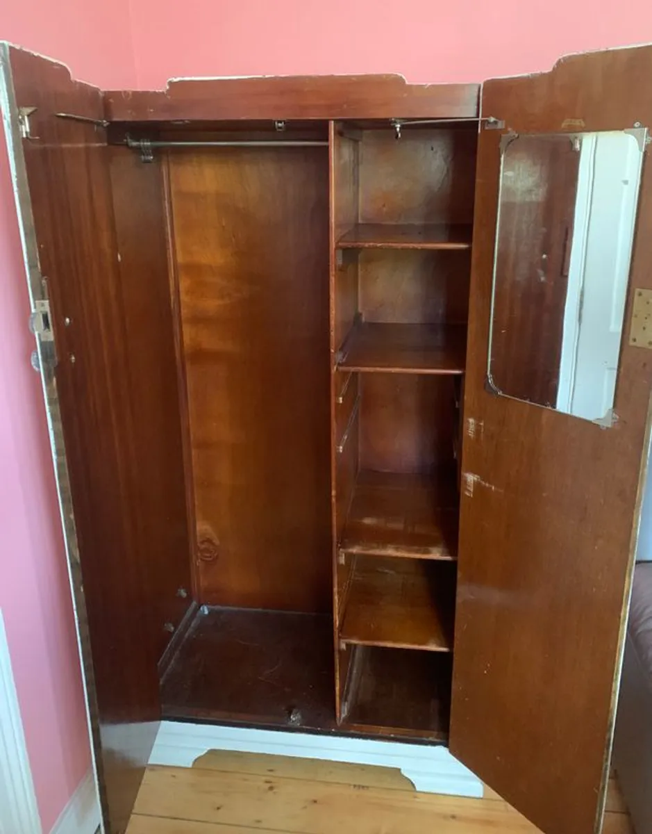 Wardrobe - Art Deco/Retro - Image 2