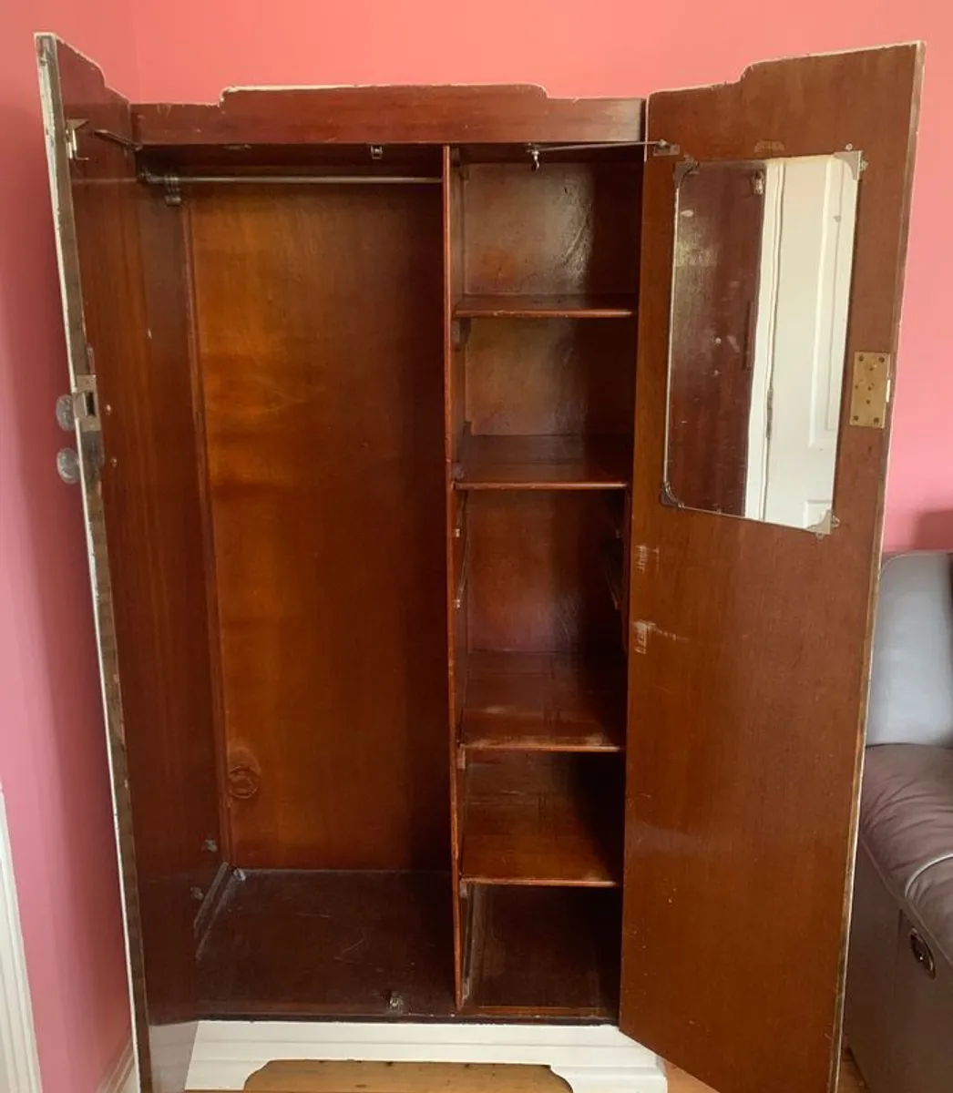 Wardrobe - Art Deco/Retro - Image 3