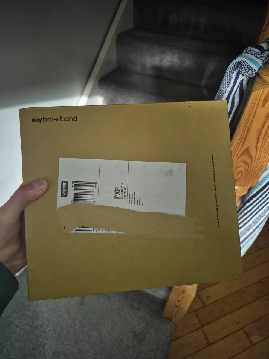 Sky broadband router - Image 1