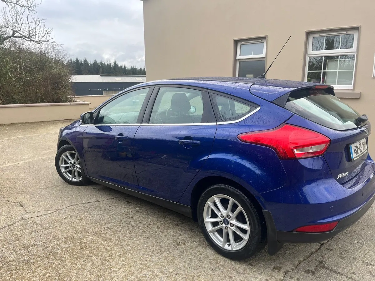 Ford Focus 2015 - Image 3