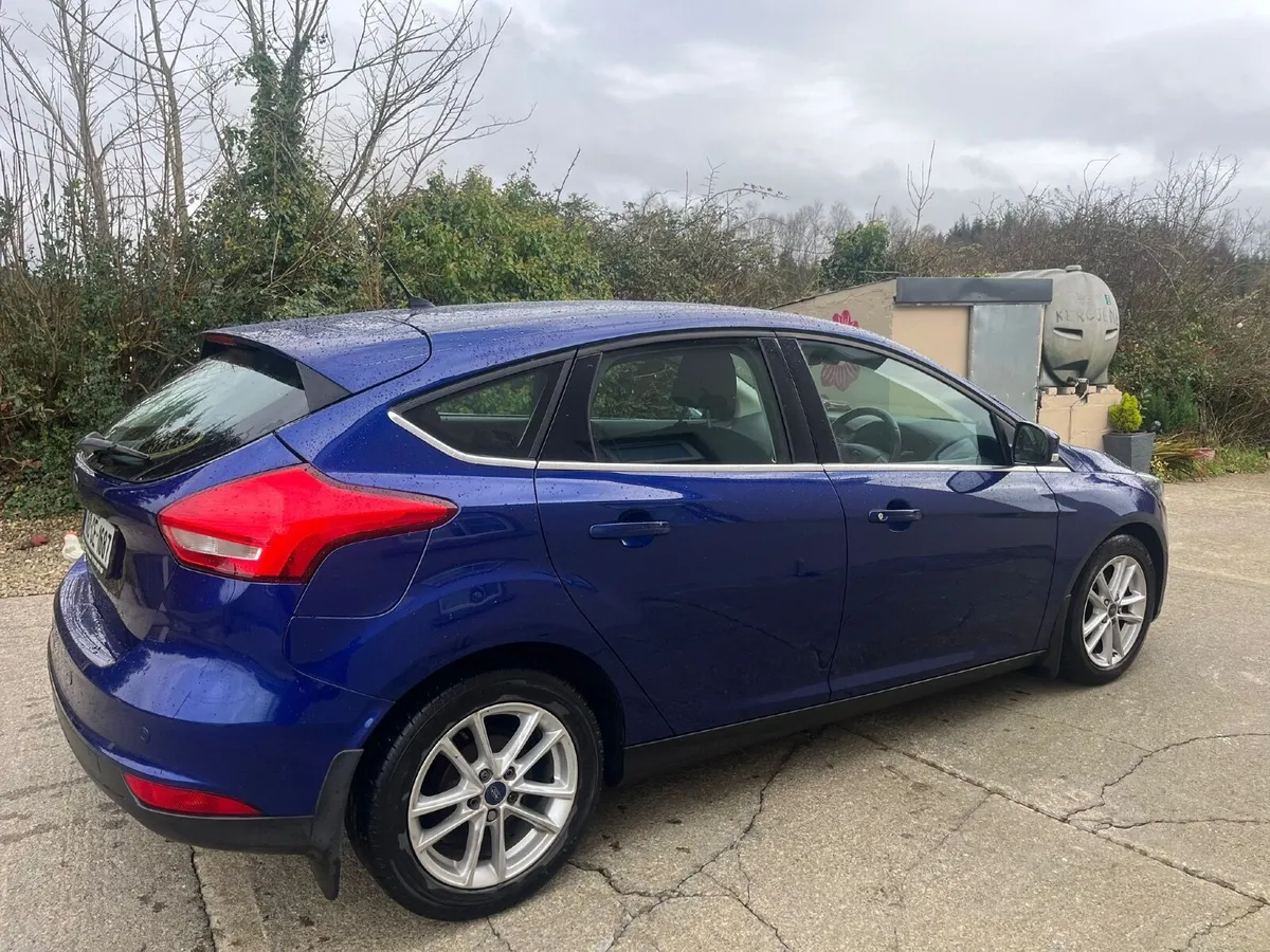 Ford Focus 2015 - Image 4