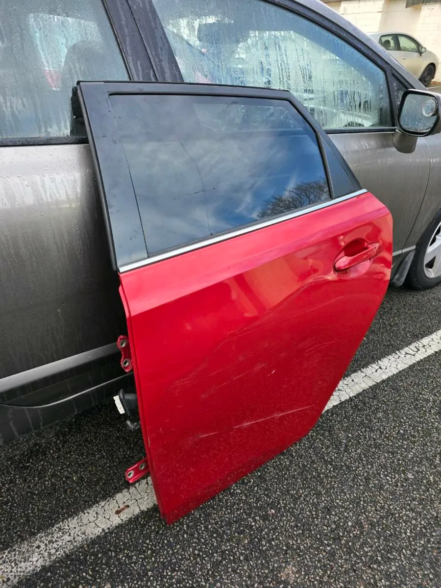 Toyota Auris MK2 Rear Nearside Car Door-Colour 3R3 - Image 2