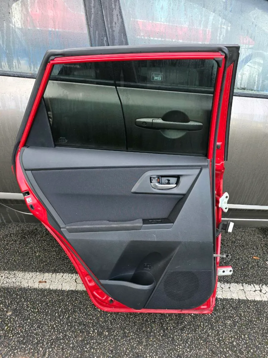 Toyota Auris MK2 Rear Nearside Car Door-Colour 3R3 - Image 4