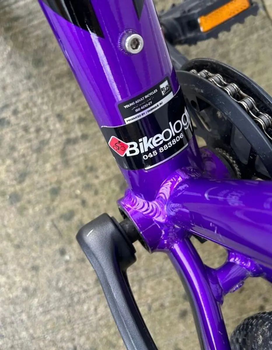 Kids bicycle and scooter - Image 4