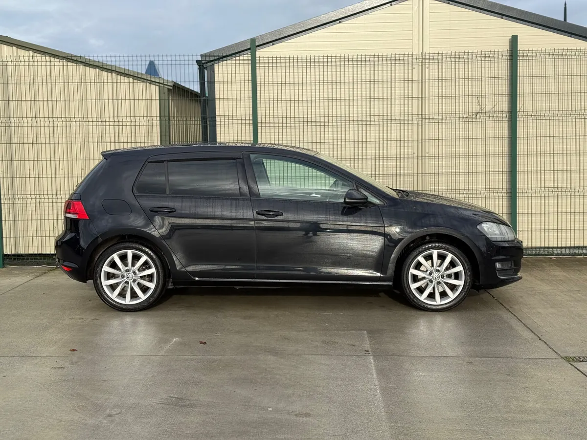 Vw Golf 132 Highline Low Kms!! - Image 3