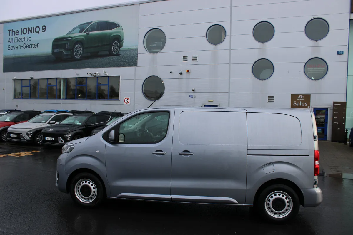 Toyota Proace 2023 - Image 2