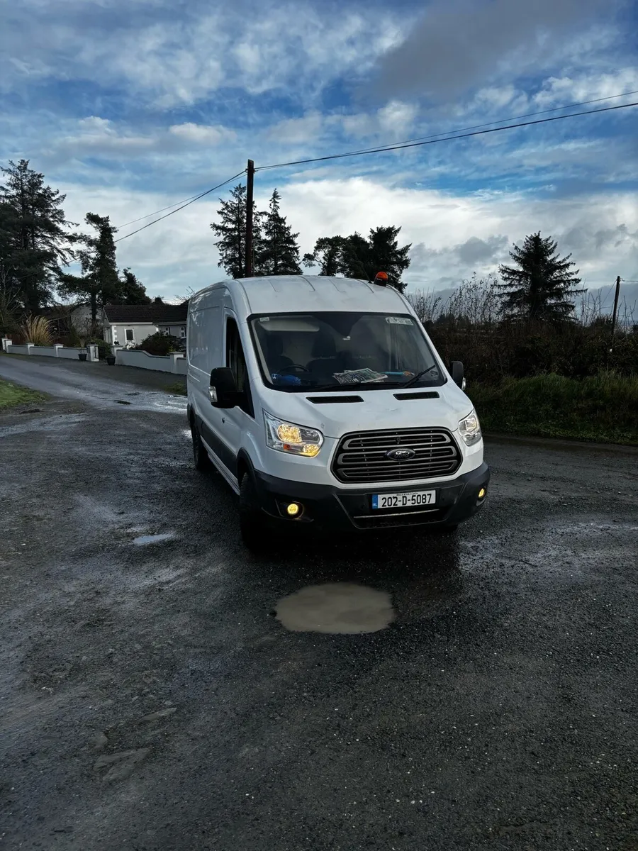 Transit van - Image 1