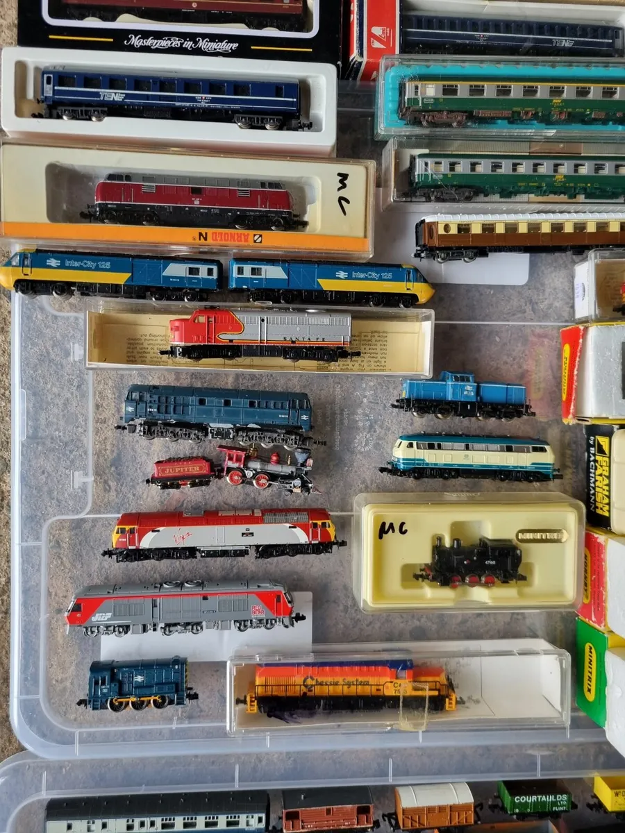 Trains oo and n gauge - Image 2