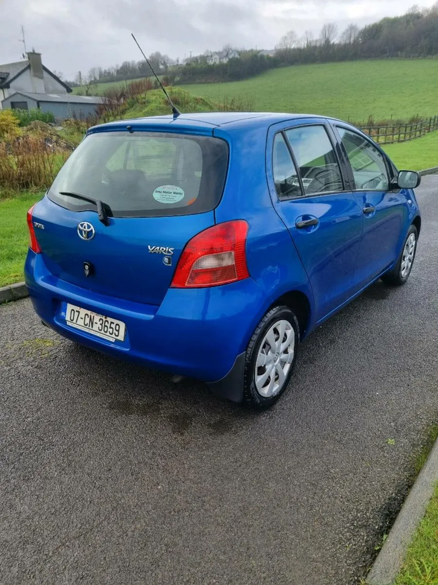 Toyota yaris - Image 4