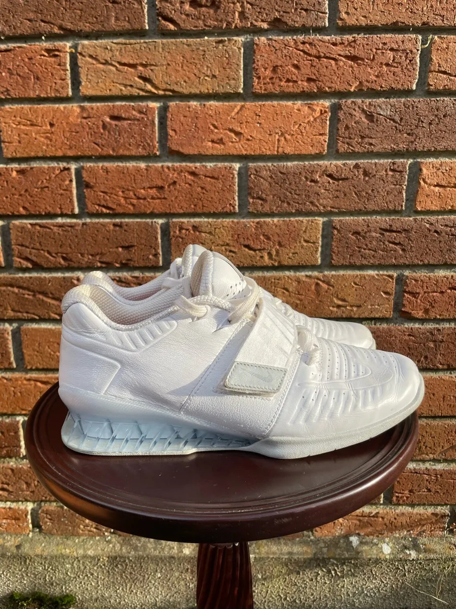 Nike Romaleo 3 Men’s Weight Lifting Shoe UK 8 - Image 2