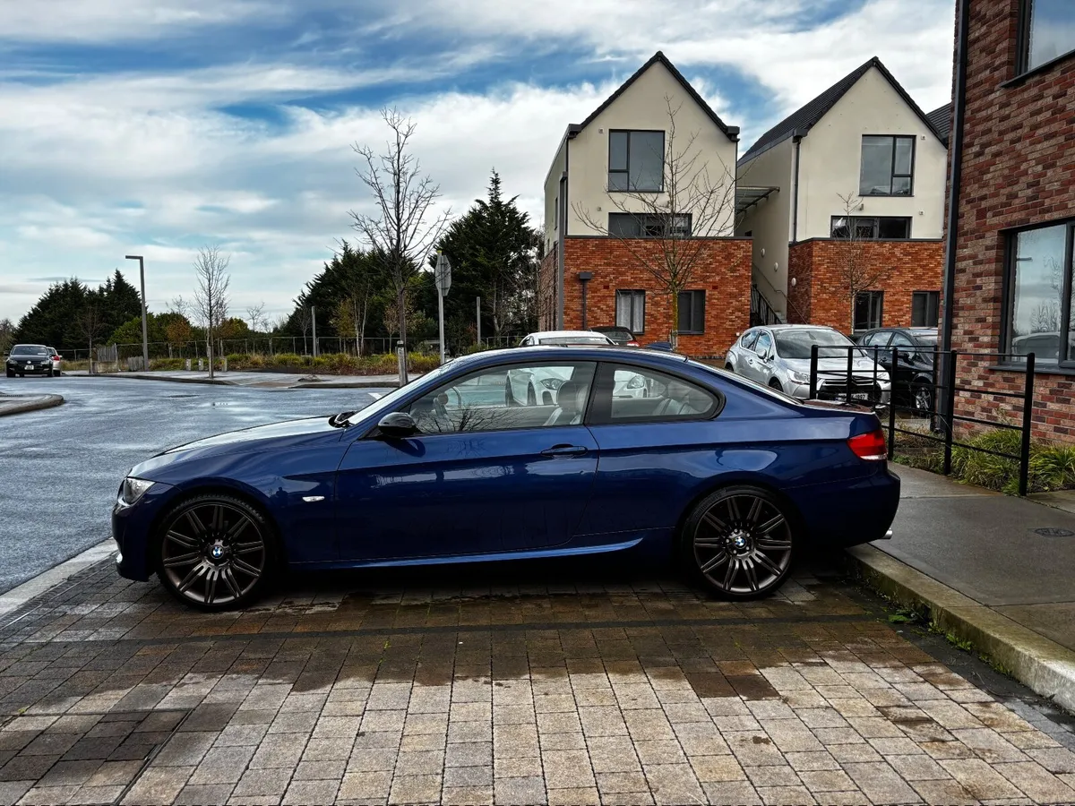 BMW 3-Series 2008 - Image 4