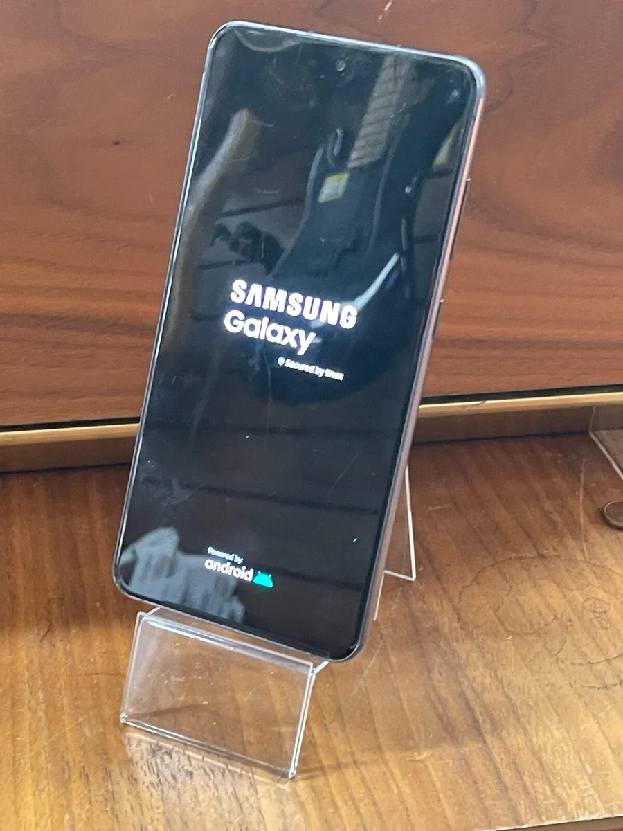 Samsung S21 FE 5G - Image 1