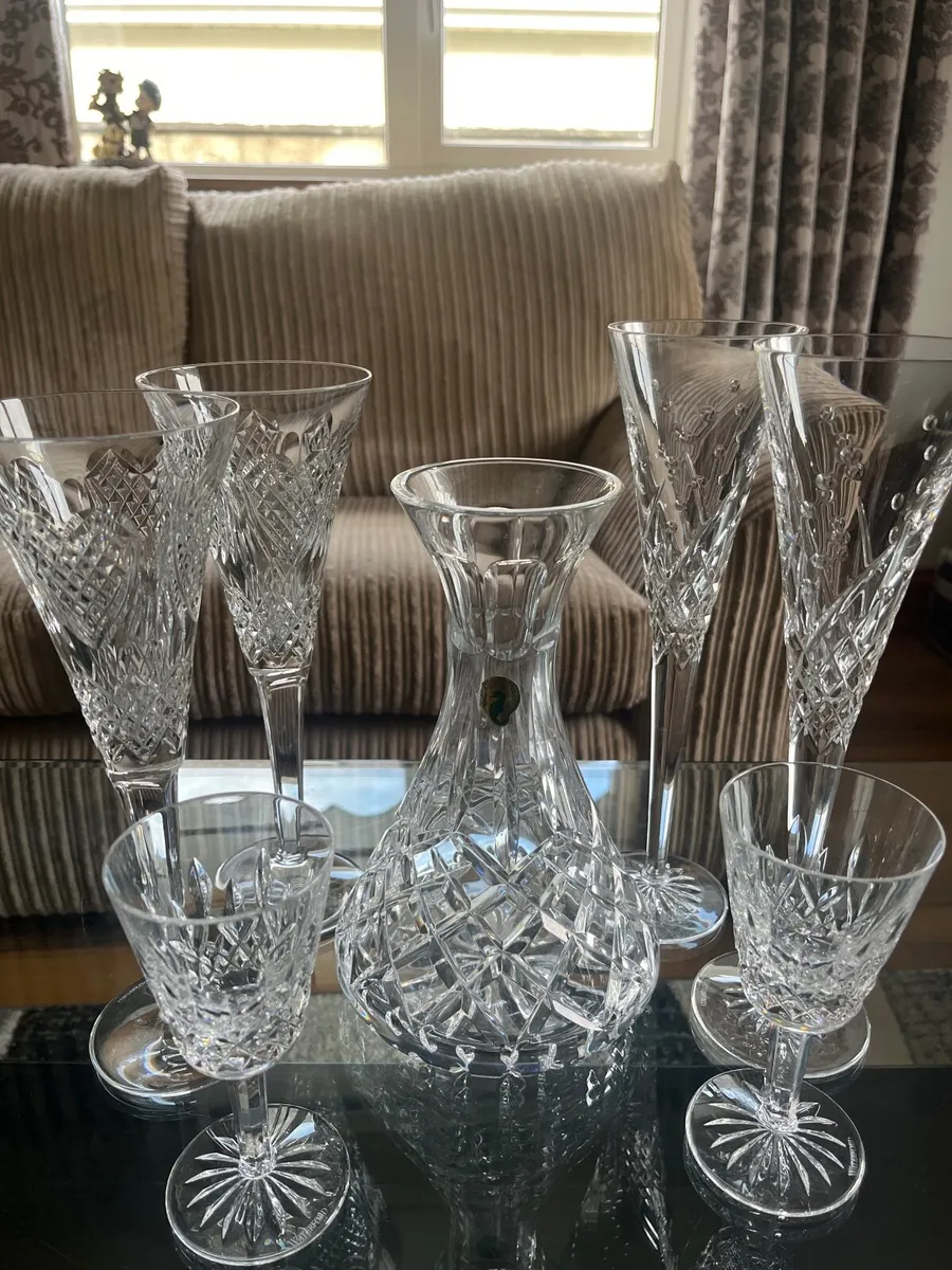 Waterford crystal vase and glass set - Image 2