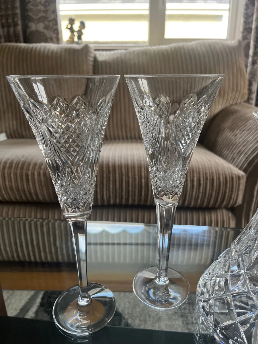 Waterford crystal vase and glass set - Image 4