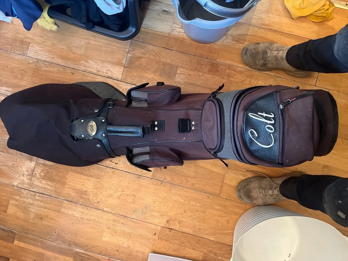 Golf bag and clubs - Image 3