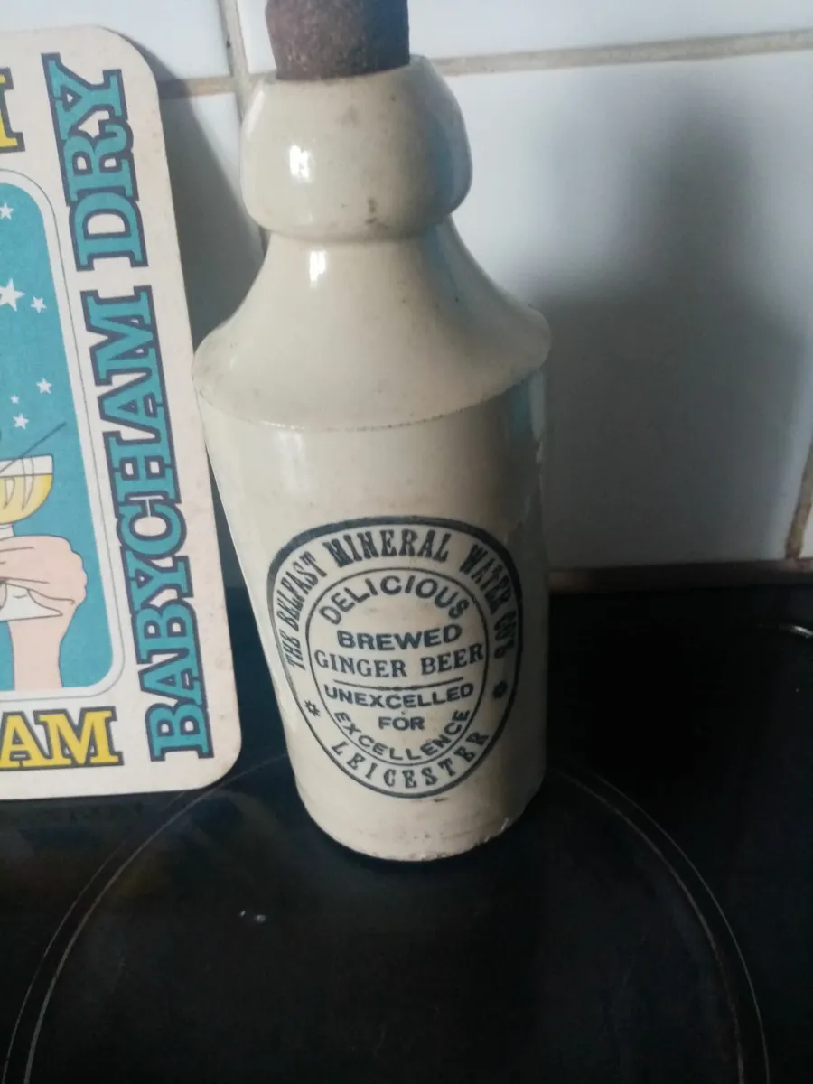 Home Bar Collectables - Image 3