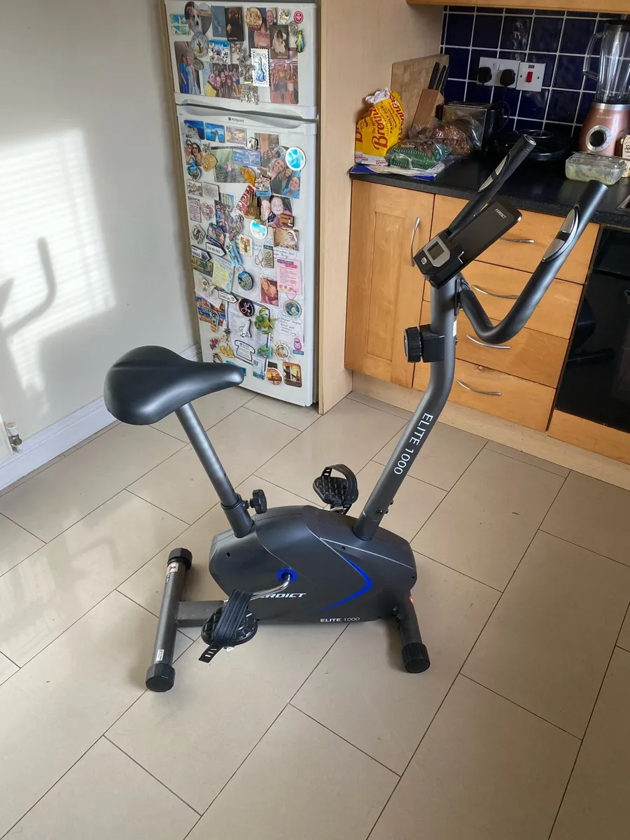 Exercise bike - Image 1