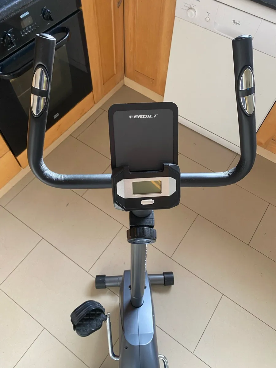 Exercise bike - Image 3