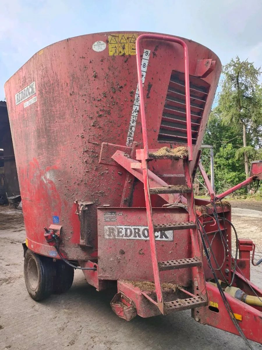 Redrock 12 cube - Image 1