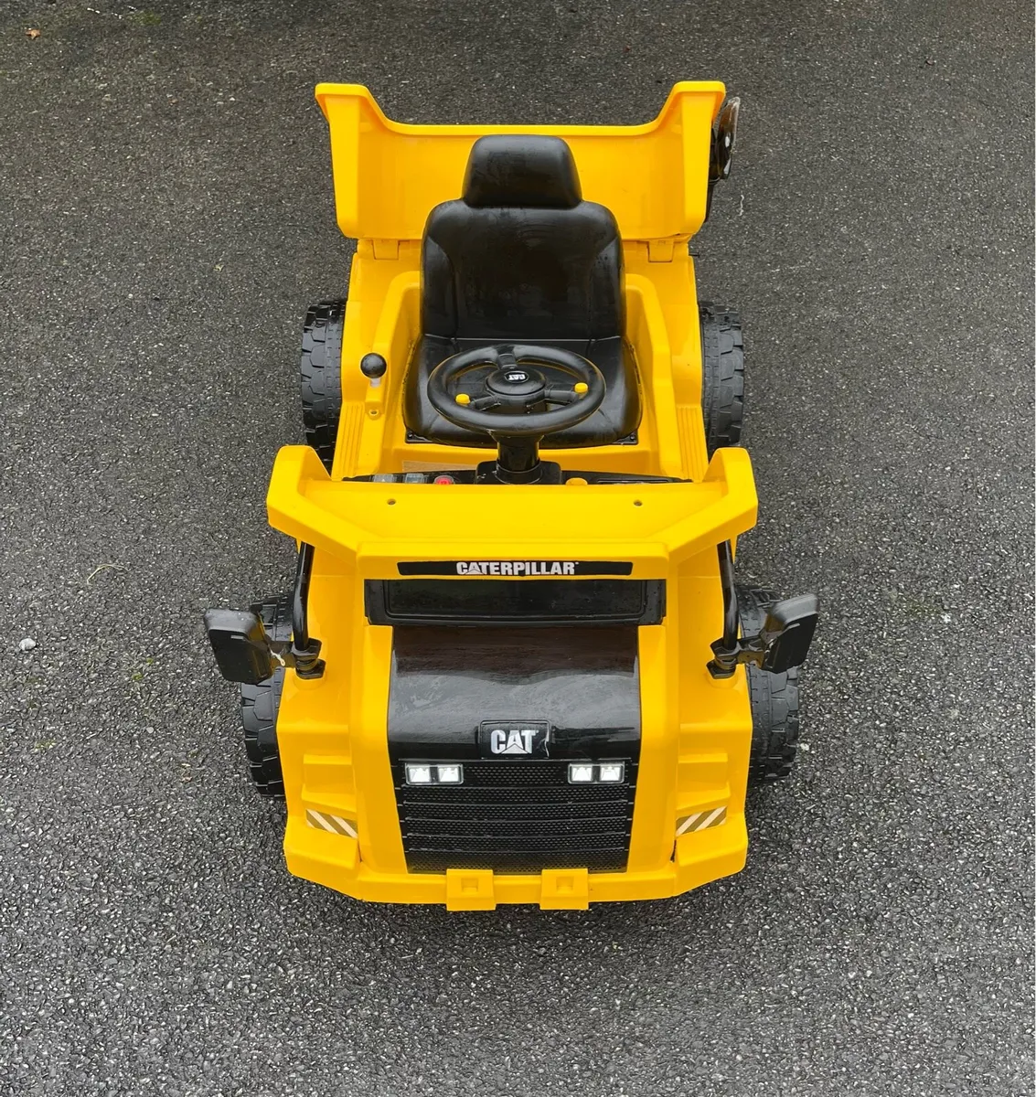 CAT 12v Tipper Truck - Image 4