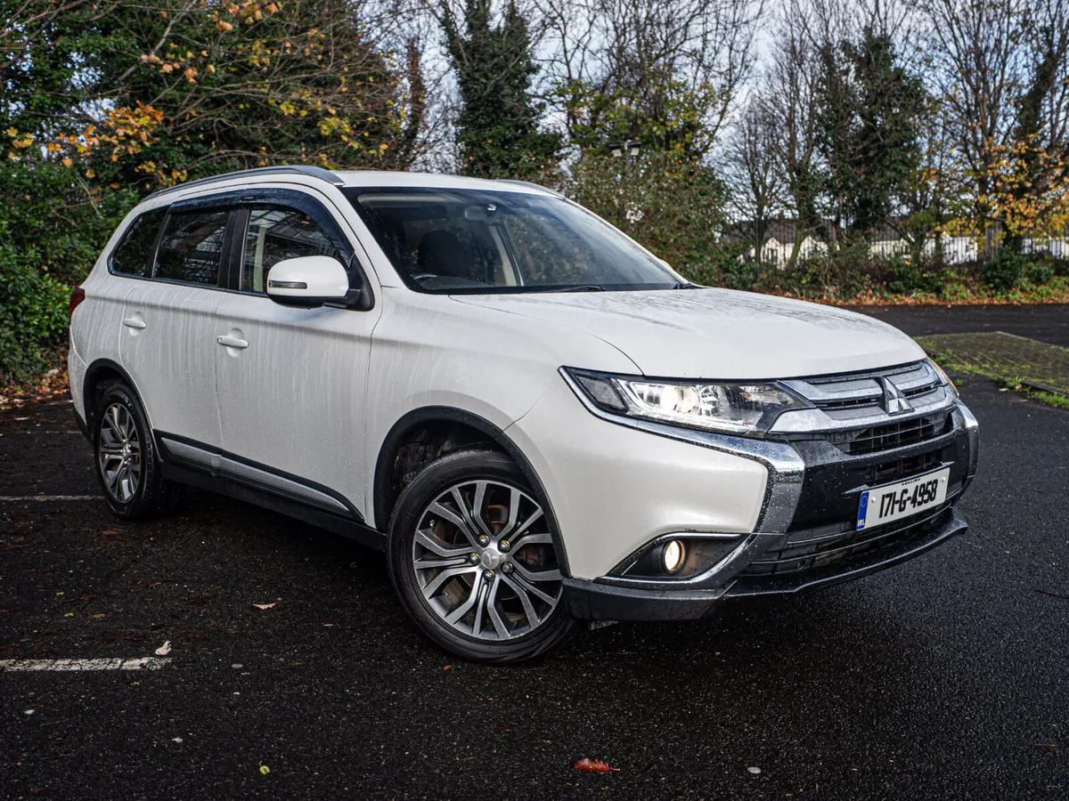 Mitsubishi Outlander 2017 4WD 7-Seater - Image 3