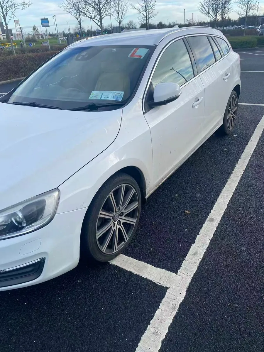 Volvo V60 2015 - Image 3