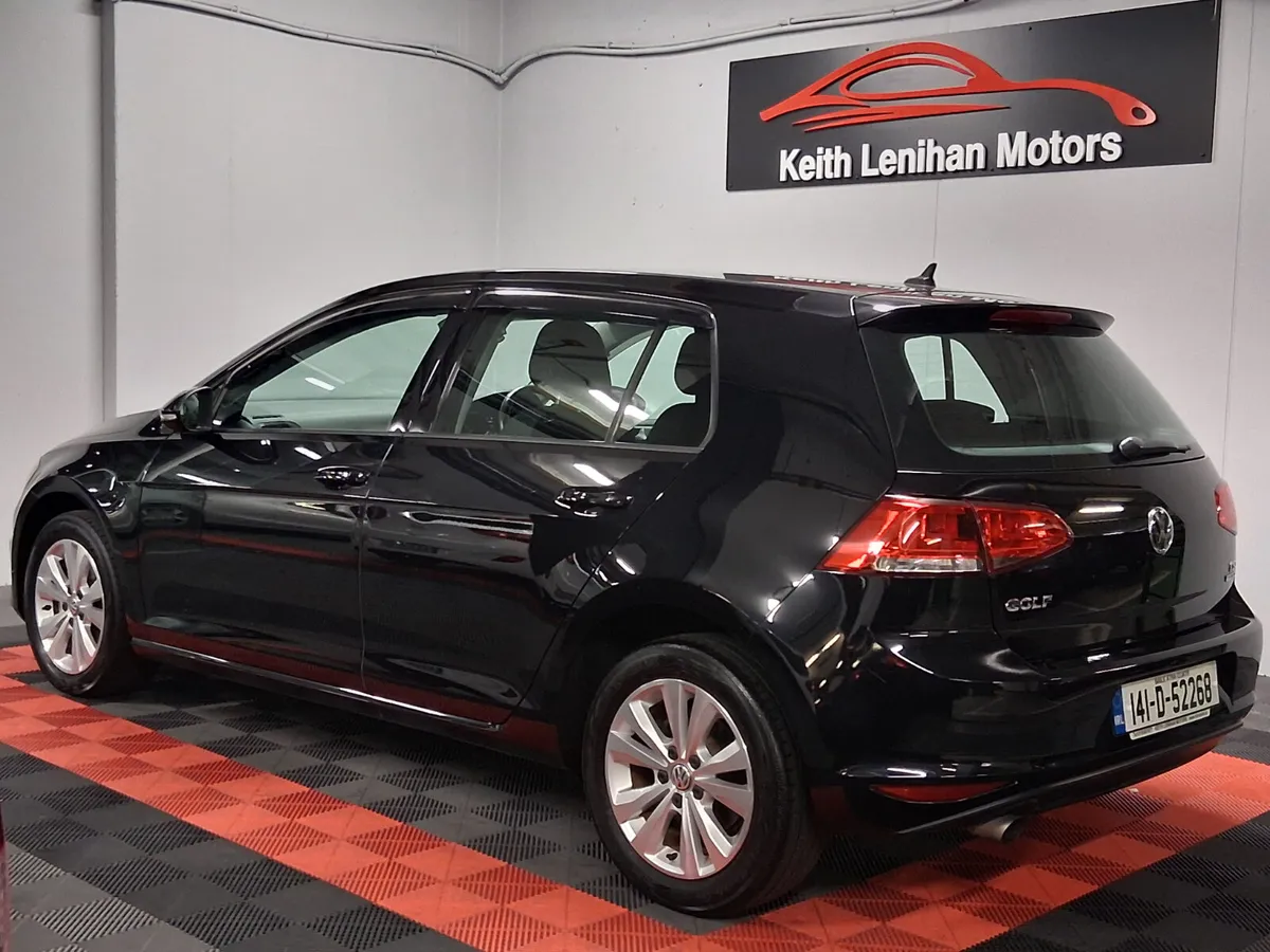2014 Volkswagen Golf **LOW KLMS - AUTO** - Image 3