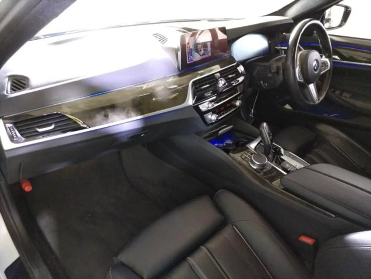 BMW 5-Series COMING IN NEW YEAR 520 D TOURING - Image 4
