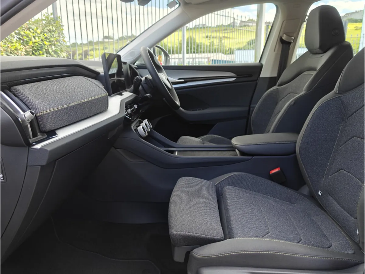 Skoda Kodiaq SELECTION 2.0TDI 150HP DSG- AS NEW WI - Image 4
