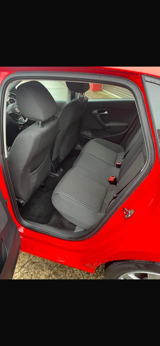2014 VOLKSWAGEN POLO AUTOMATIC FREE DELIVERY - Image 4
